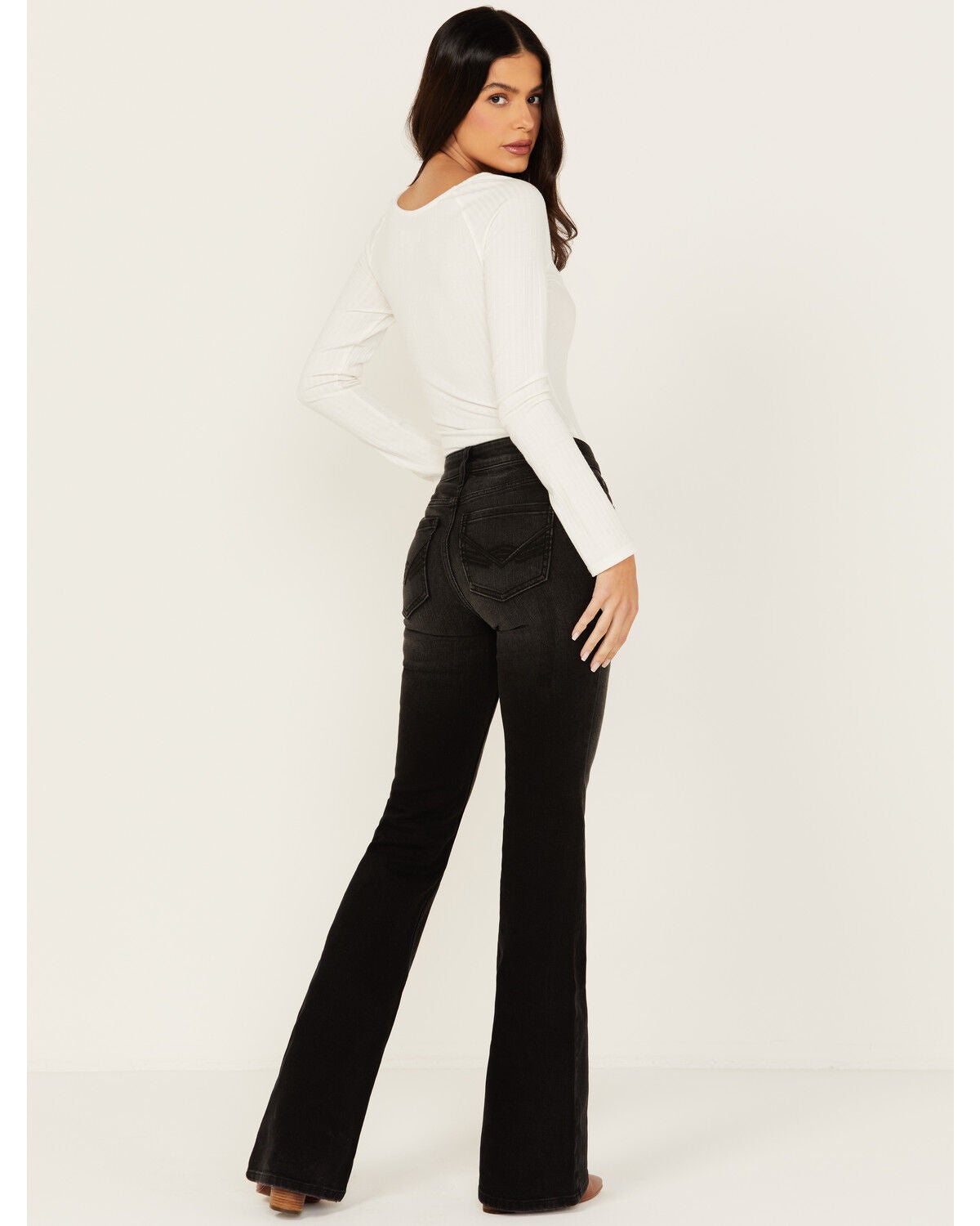 Image #3 - Idyllwind Women's Shadow Lane Mid Rise Stretch Bootcut Jeans, Black, hi-res