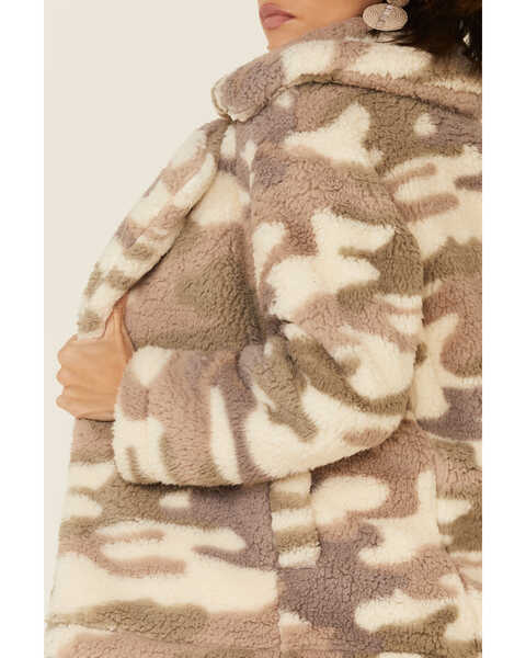 Z Supply Women's Camo Faux Fur Sherpa Jacket , Cream, hi-res