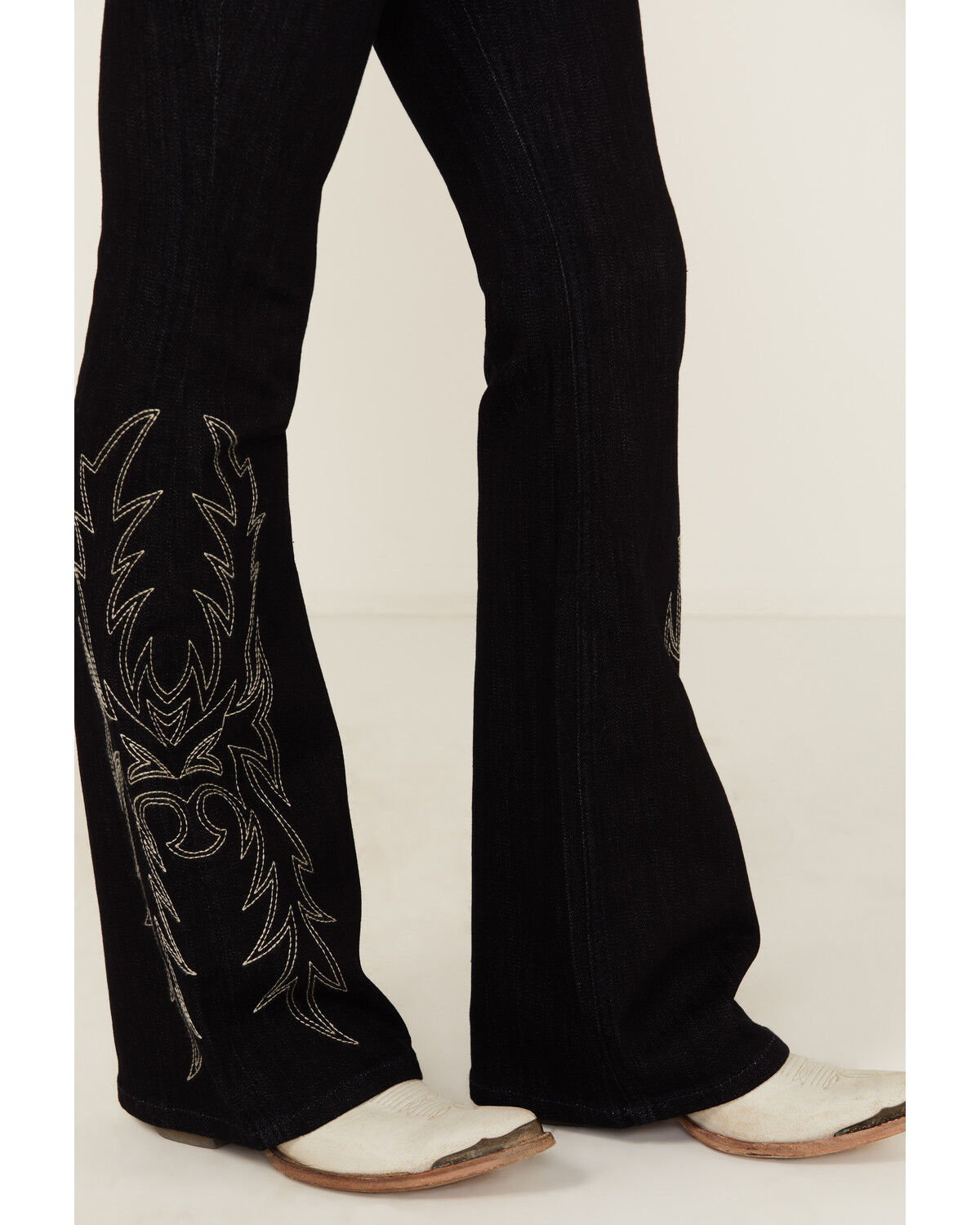Image #4 - Idyllwind Women's Glenn Dark Wash High Rise Western Stitched Bootcut Comfort Stretch Denim Jeans, Dark Wash, hi-res