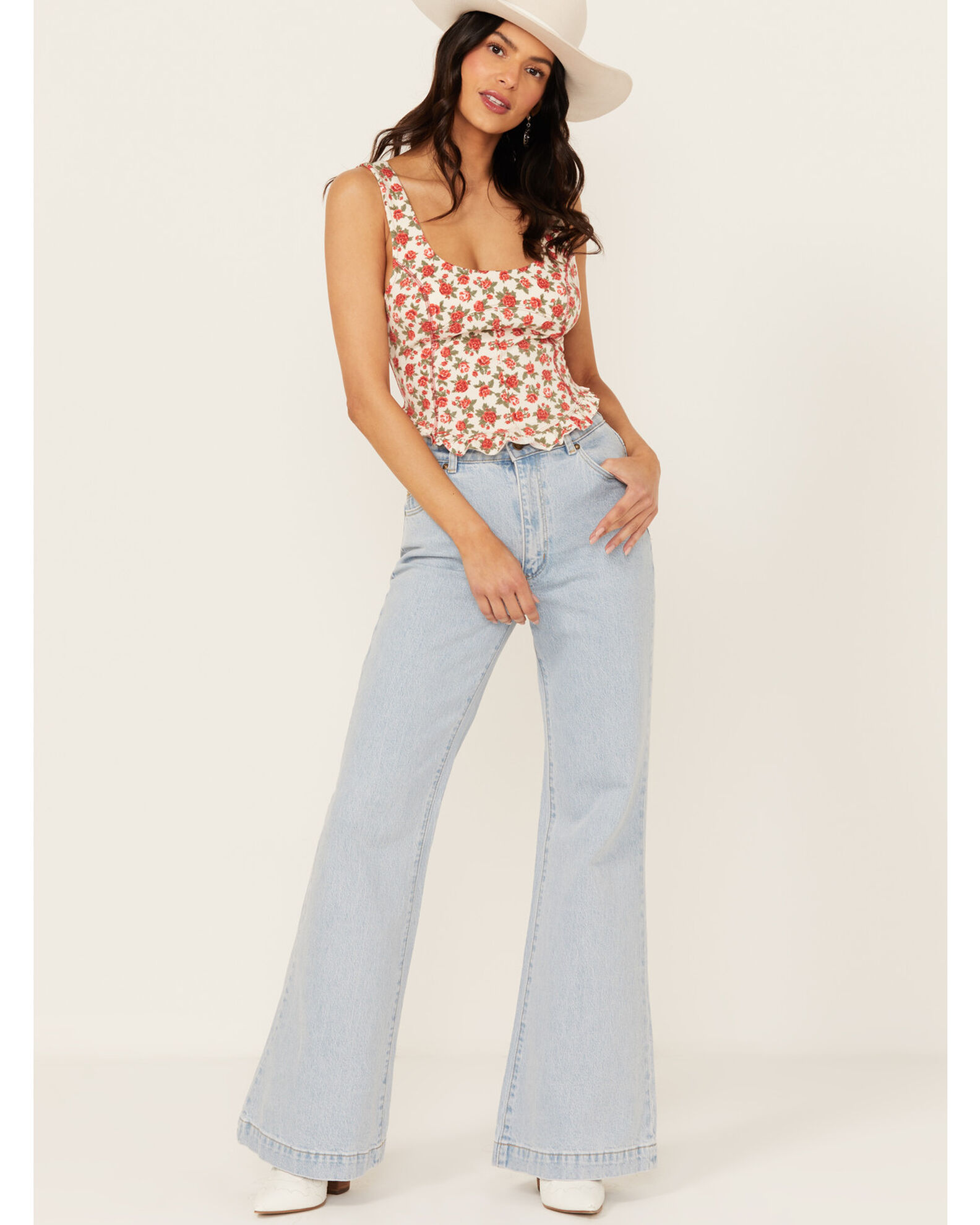 Rolla s Women s Boot Barn Exclusive Nina Light Wash High Rise Eastcoast Flare Stretch Denim Jeans Sheplers