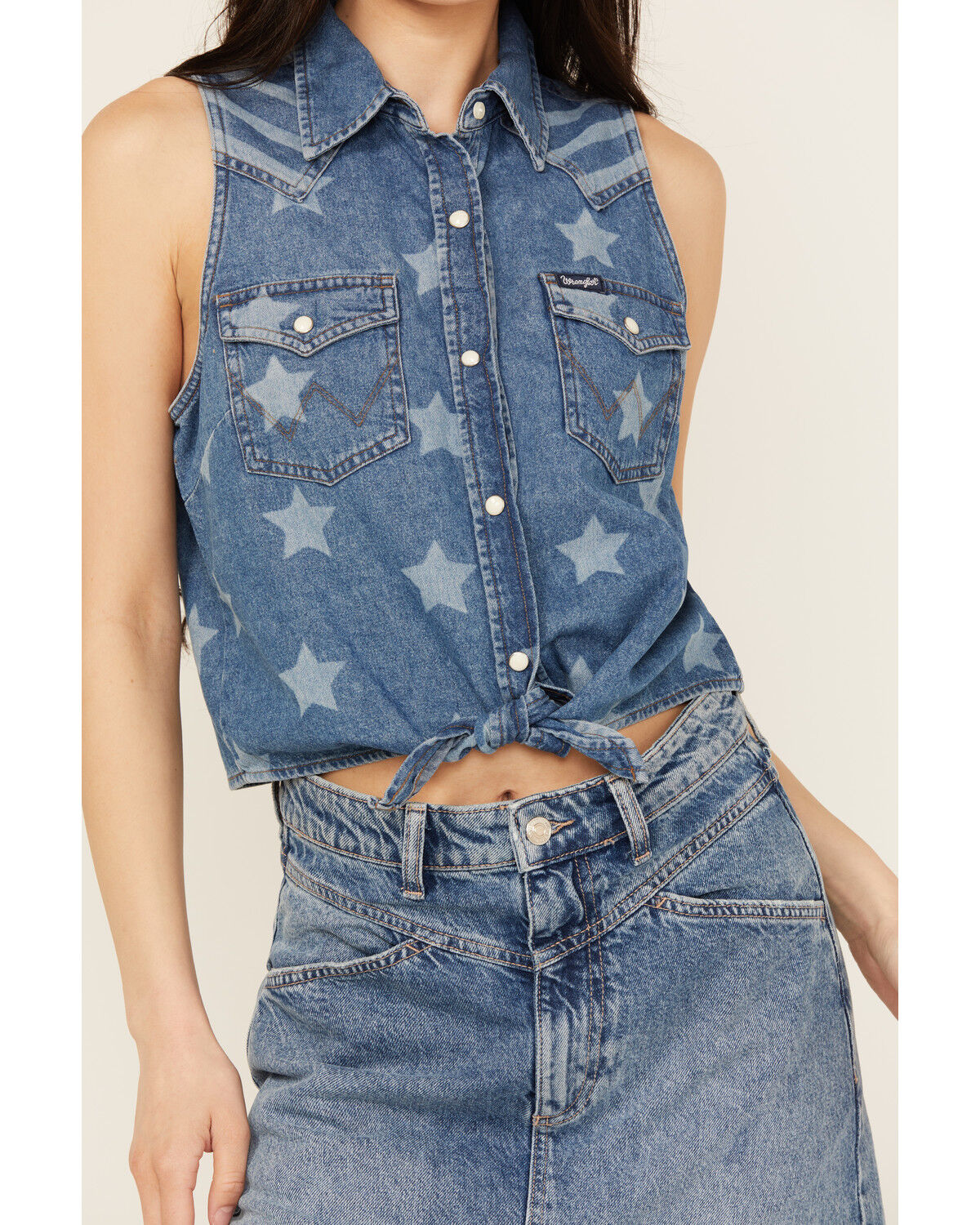Image #3 - Wrangler Women's Americana Front Tie Sleeveless Snap Western Shirt, Blue, hi-res