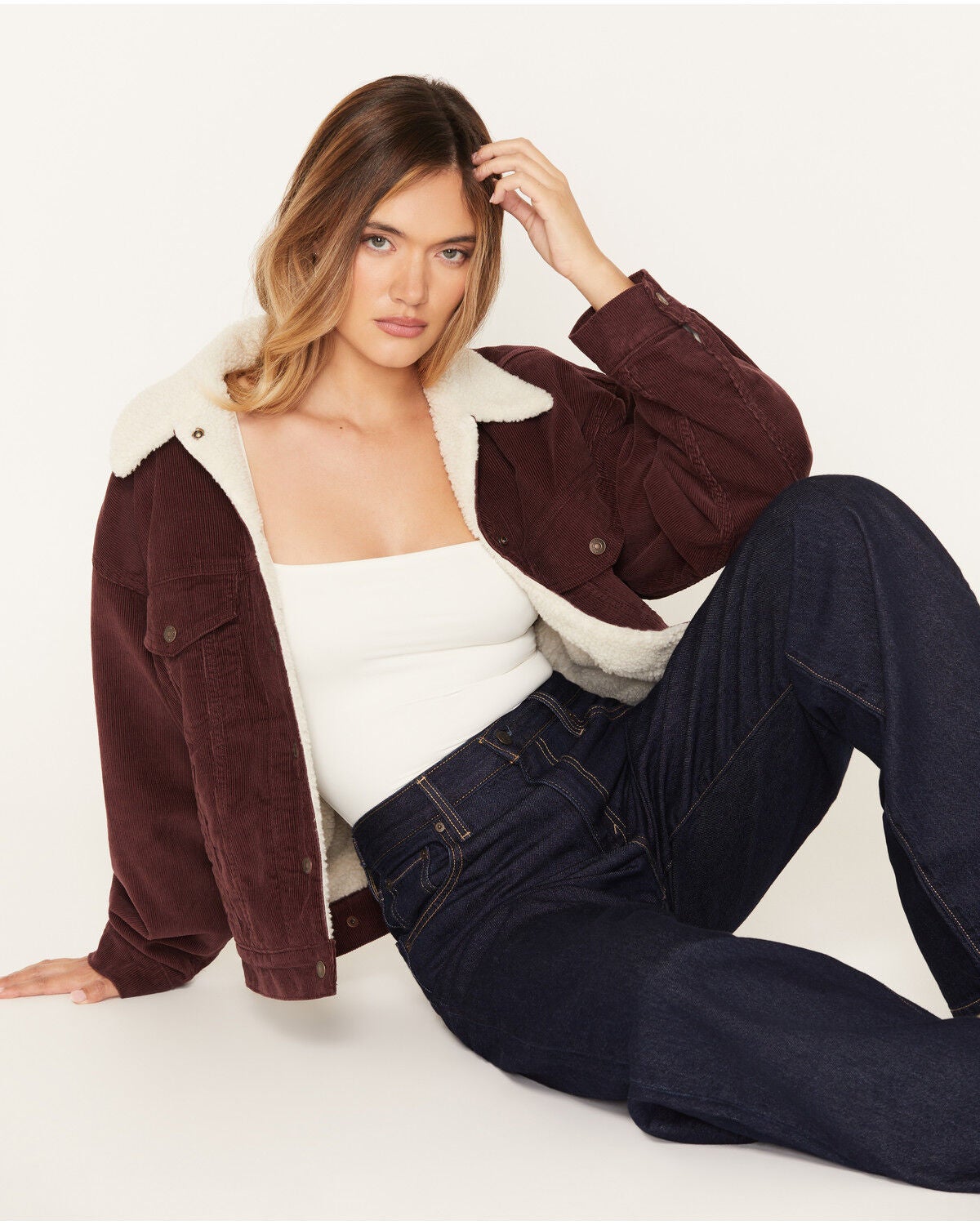 Levi's Women's 90s Sherpa Trucker Jacket, Wine, hi-res