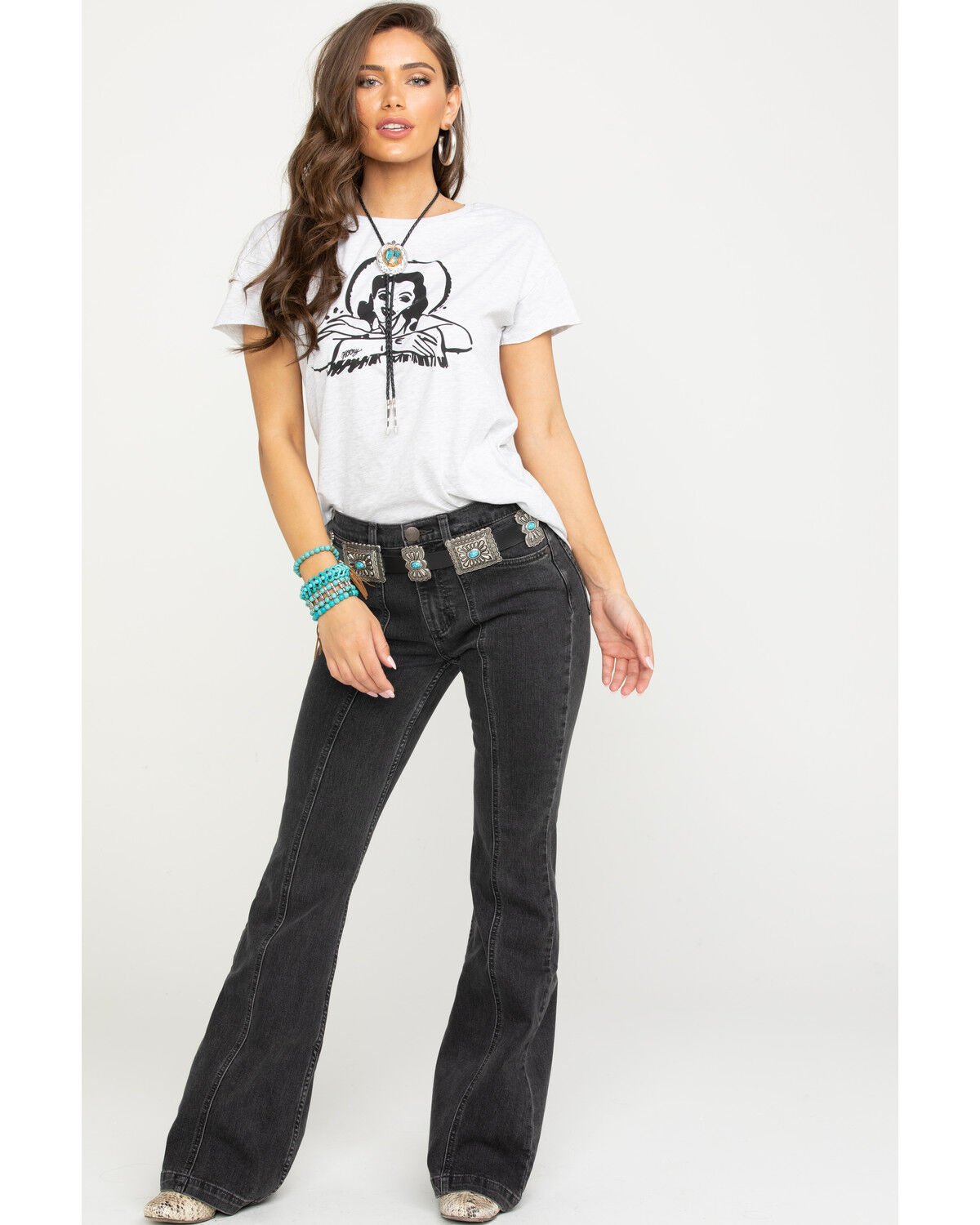 wrangler modern women's heritage seamed light flare jeans