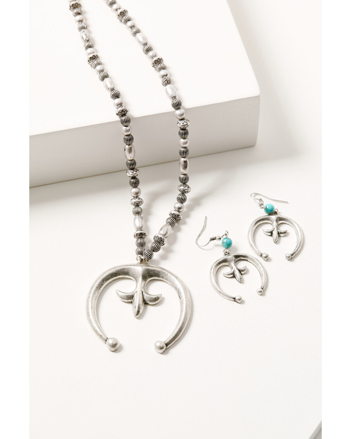 Image #1 - Shyanne Women's Rodeo Sunset Squash Blossom Jewelry Set - 2 Piece, Silver, hi-res