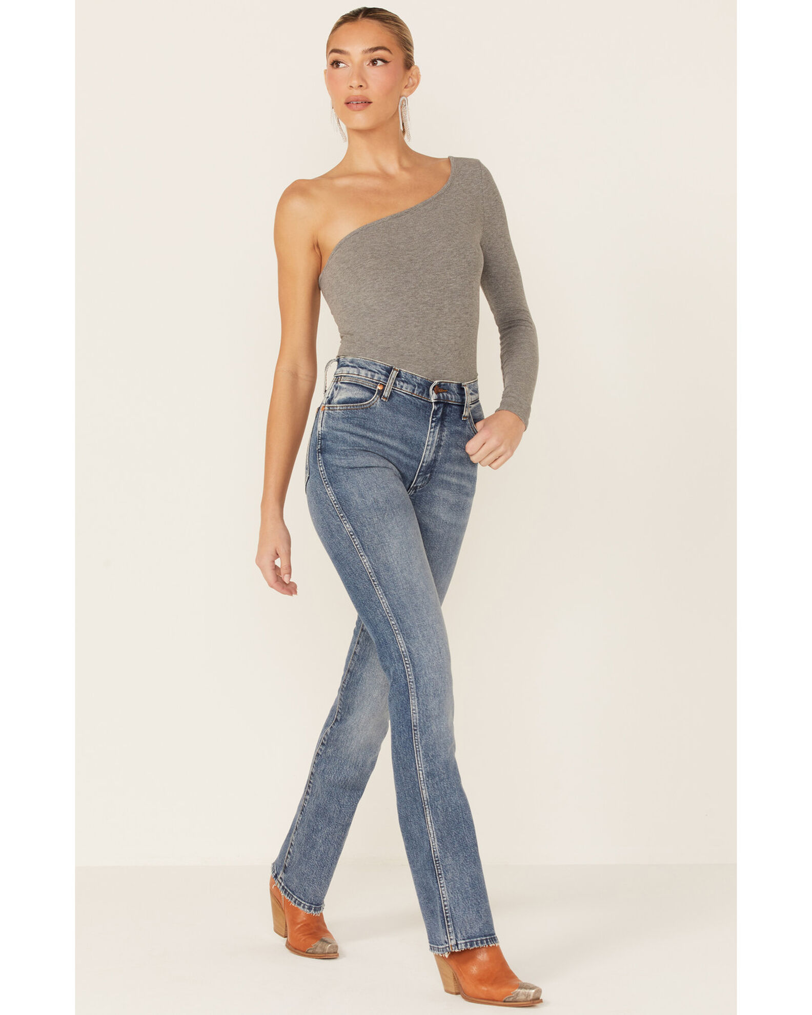 Wrangler Women's High Rise 626 Westward Dark Bootcut Jeans | Sheplers