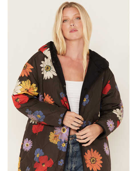 Image #2 - Wrangler Women's Floral Print Reversible Quilted Hooded Jacket, Multi, hi-res