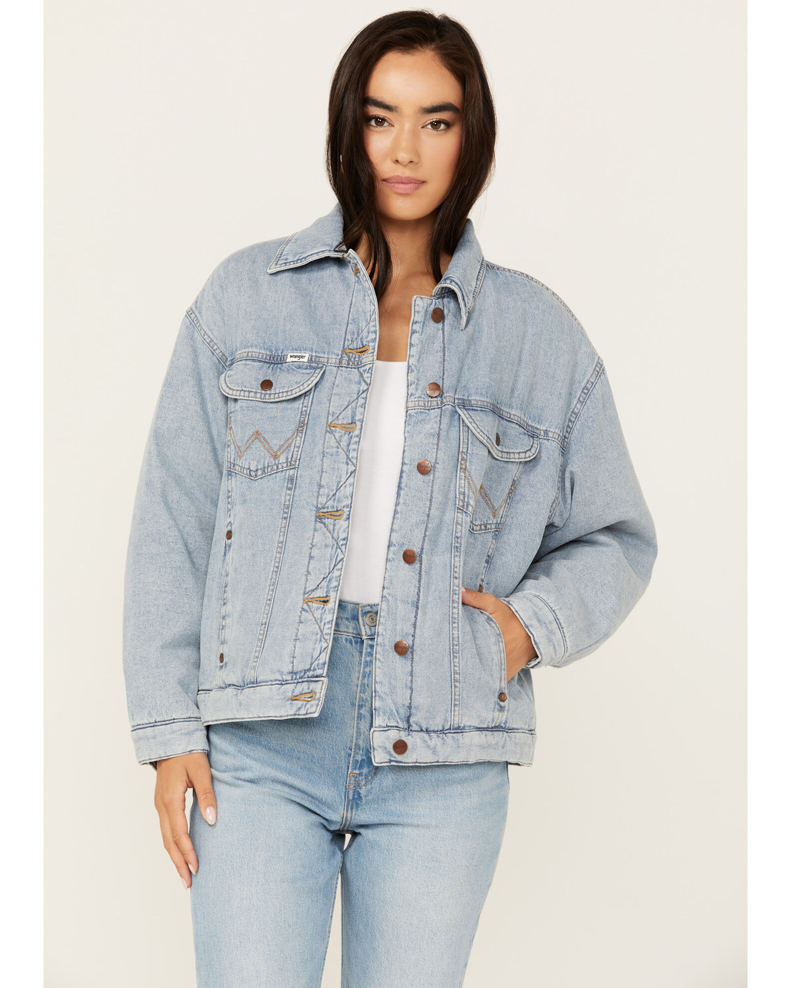 Wrangler Women s Medium Wash Denim Padded Trucker Jacket Sheplers
