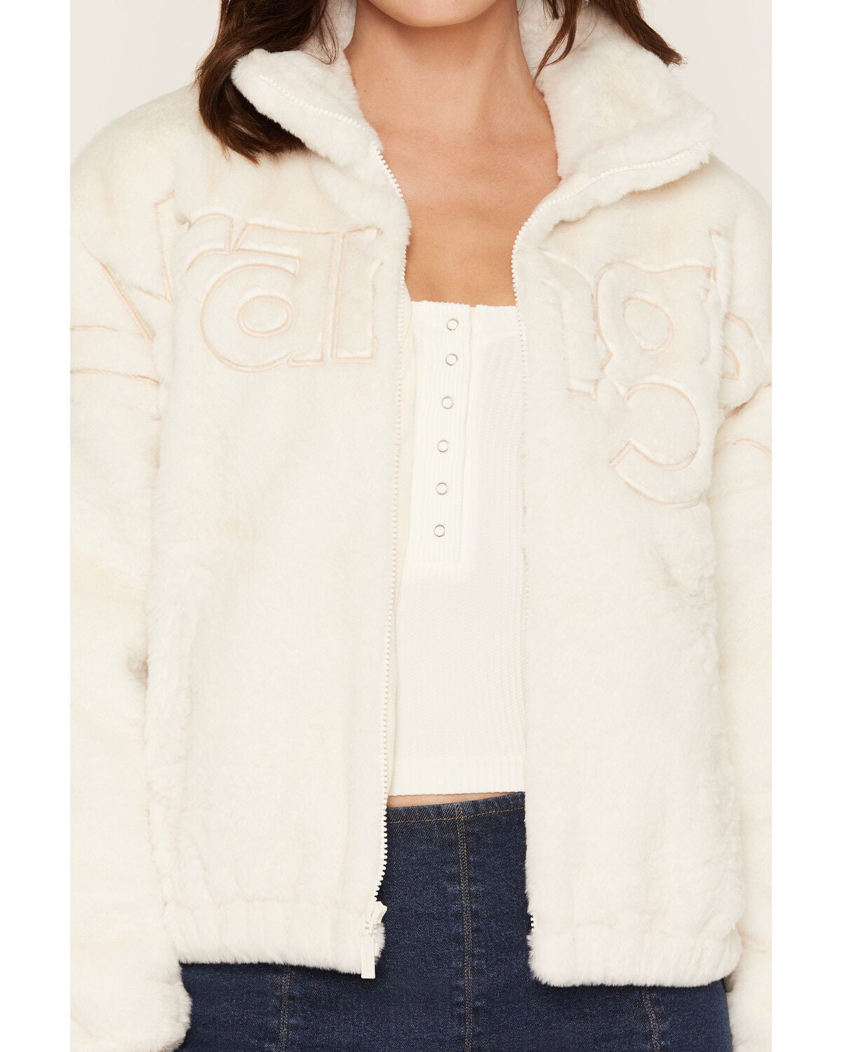 Image #3 - Wrangler Women's Open Range Faux Fur Jacket, White, hi-res