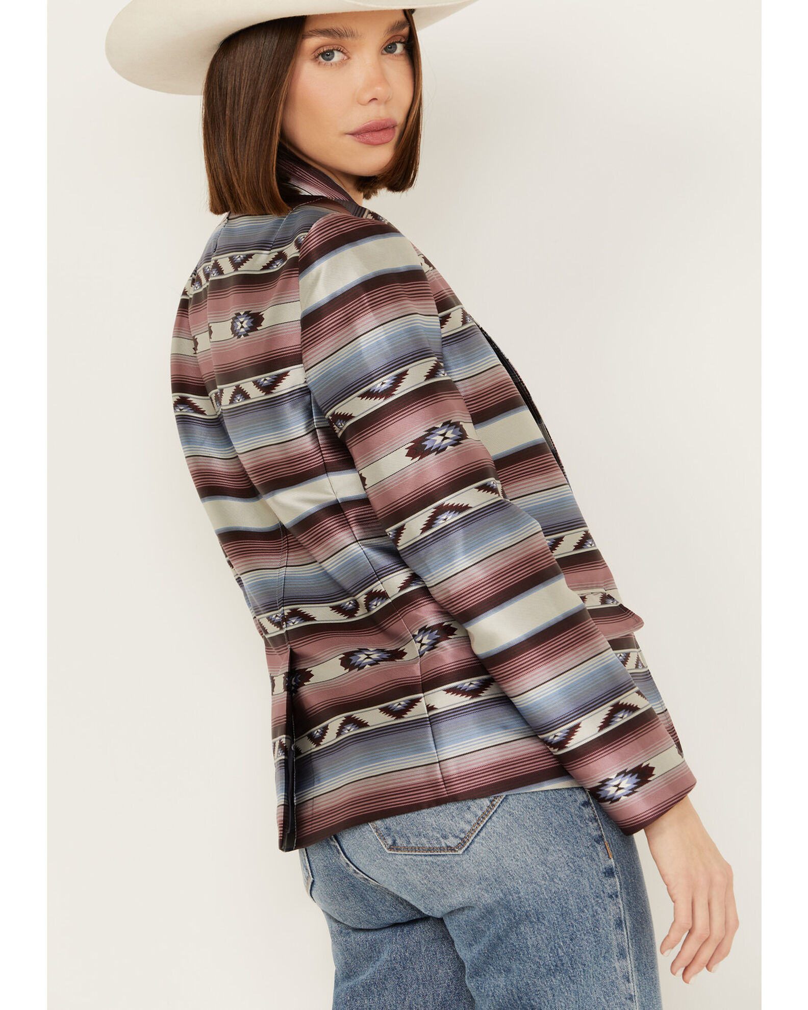 Ariat Women s Serape Long Sleeve Blazer