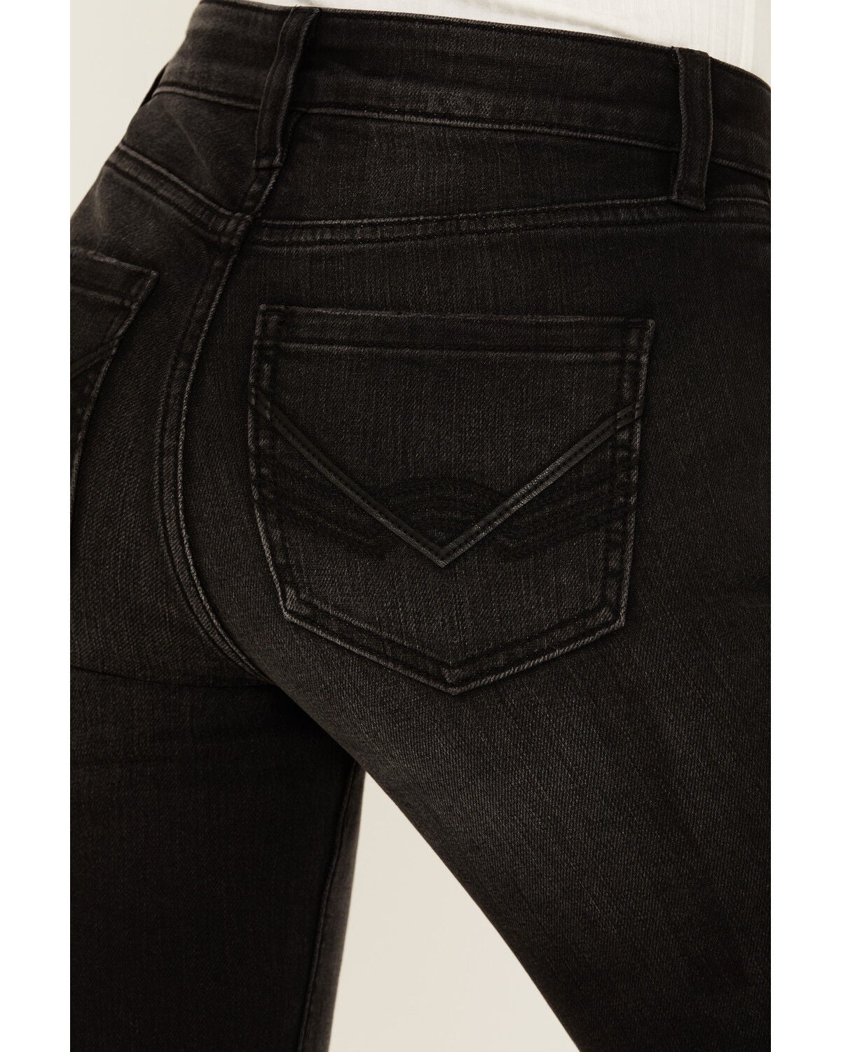 Image #4 - Idyllwind Women's Shadow Lane Mid Rise Stretch Bootcut Jeans, Black, hi-res