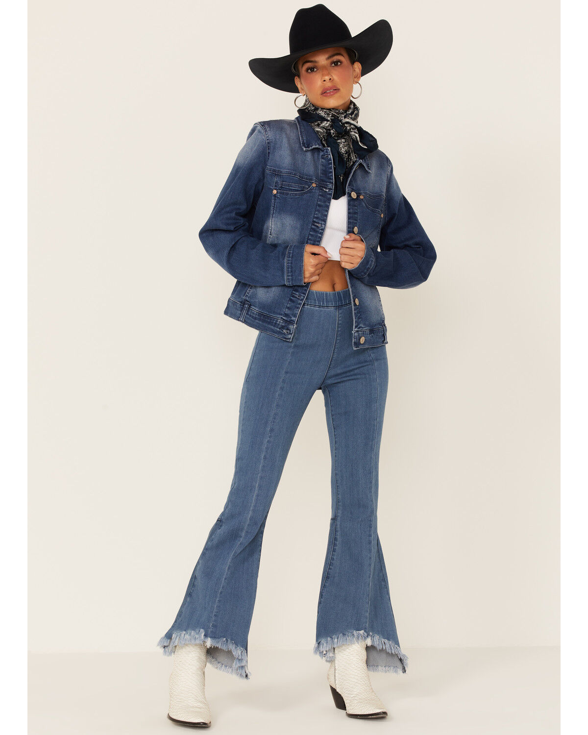 Image #2 - Shyanne Women's Henderson Medium Wash Button Down Denim Jacket, Medium Blue, hi-res