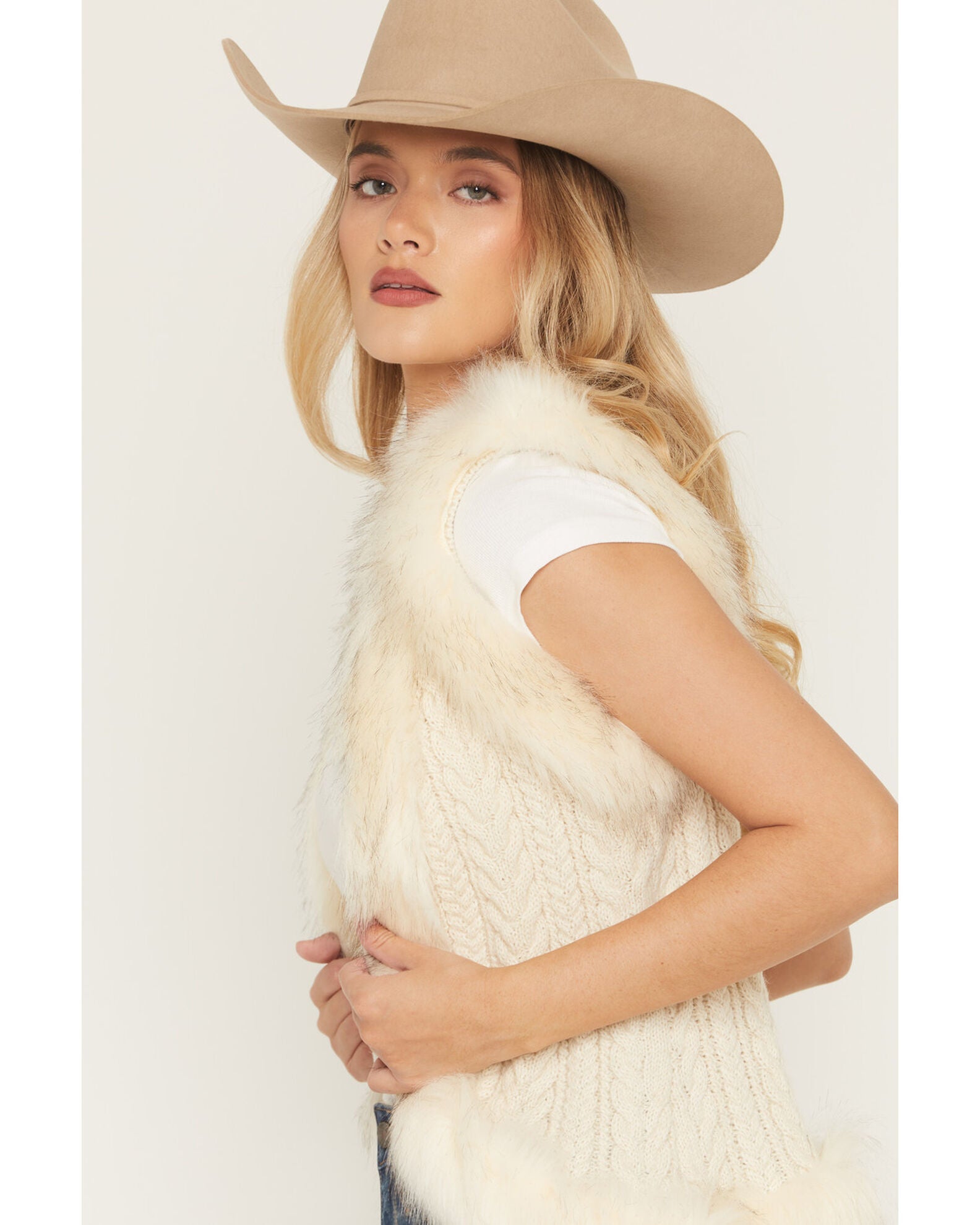 sulvam 買っ fake fur vest