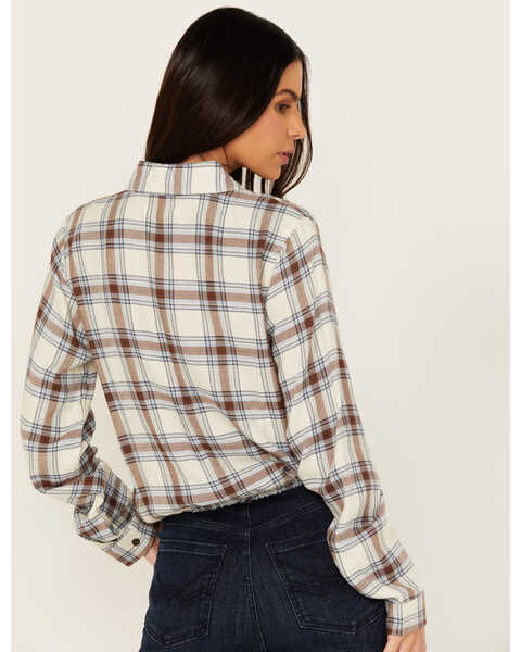 Image #4 - Cleo + Wolf Women's Amy Plaid Print Button-Up Cropped Long Sleeve Flannel Shirt , Cream, hi-res