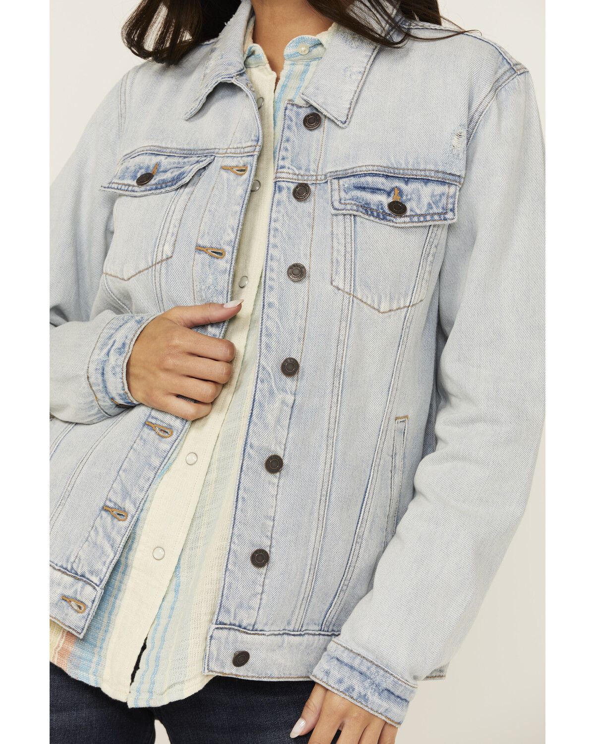 Image #3 - Cello Women's Light Washed Oversized Denim Jacket, Light Wash, hi-res
