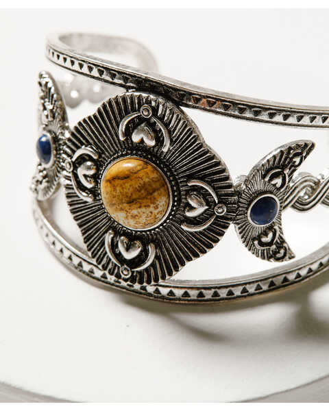 Image #2 - Shyanne Women's Monument Valley Silver Medallion Cuff Bracelet , Silver, hi-res