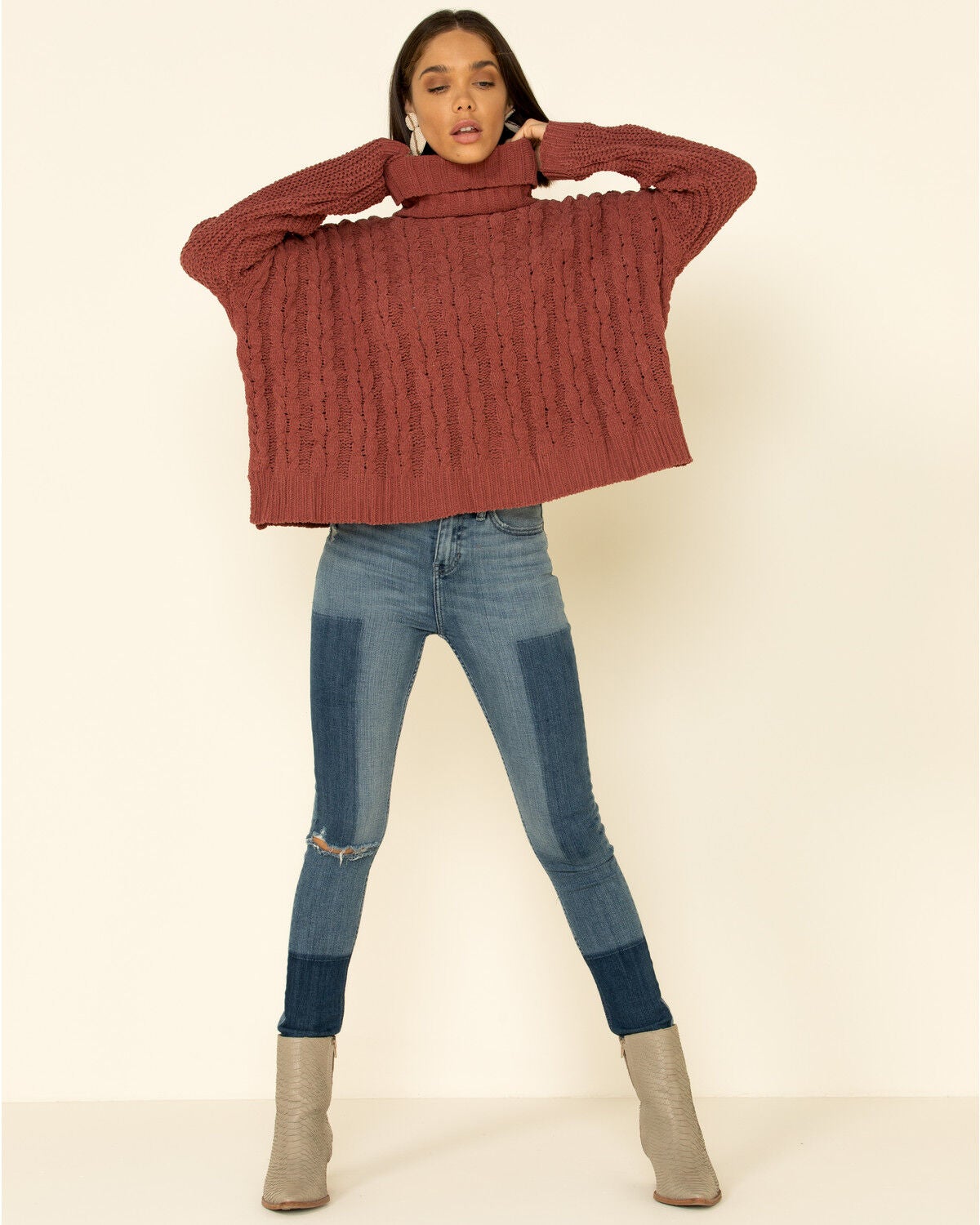 POL Women's High Low Cable Knit 