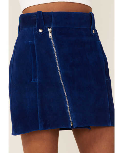 Image #2 - Understated Leather Women's City Slickers Suede Mini Skirt, Cobalt, hi-res
