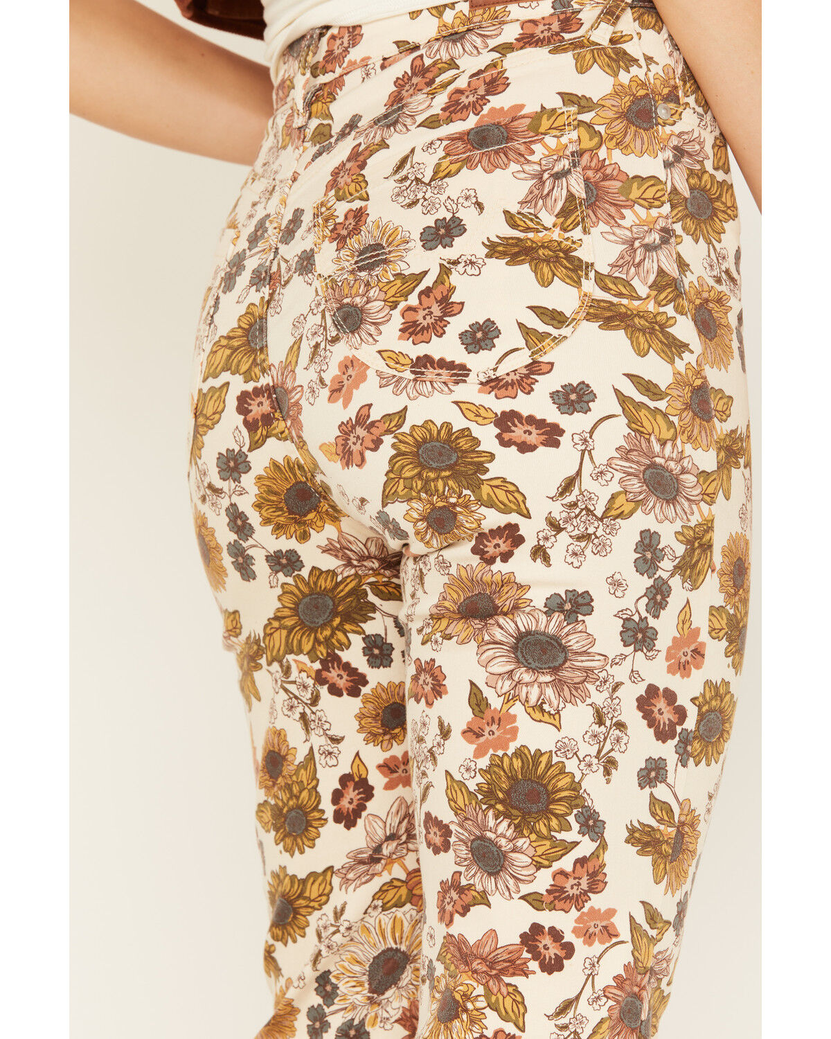 Image #4 - Cleo + Wolf Women's Country Garden Floral Print High Rise Bootcut Jeans, Cream, hi-res