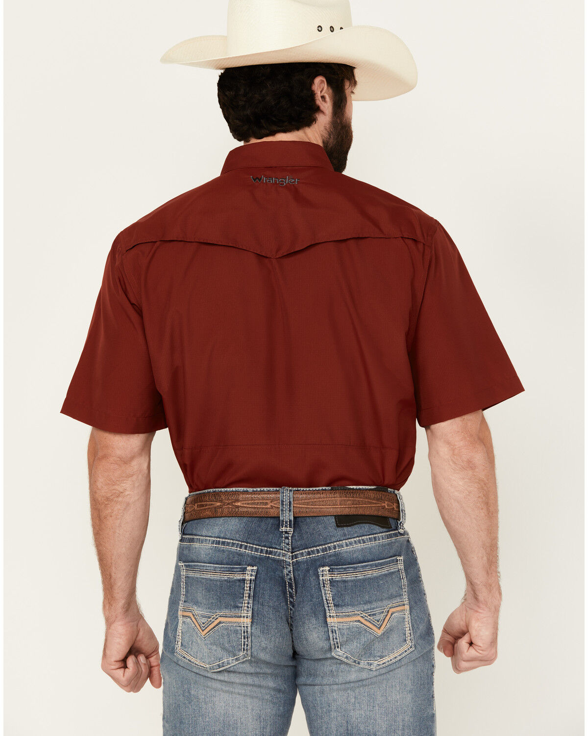 Image #4 - Wrangler Men's Solid Short Sleeve Snap Performance Western Shirt, Red, hi-res