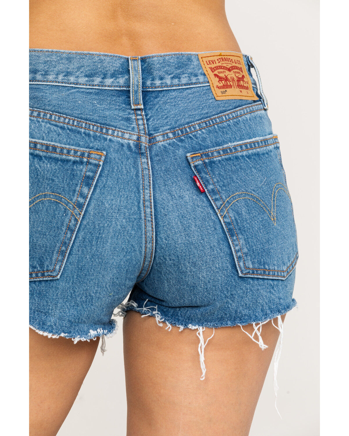 womens levi shorts