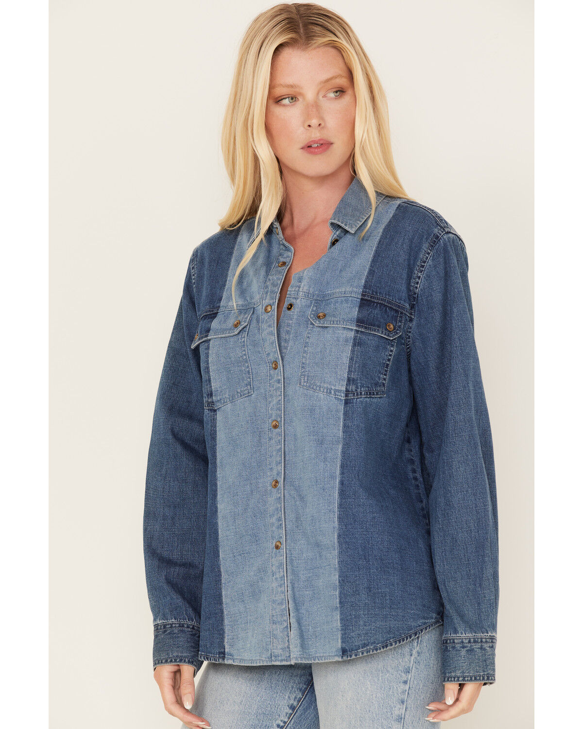 Image #2 - Cleo + Wolf Women's Montana Avenue Two Tone Long Sleeve Denim Snap Shirt, Medium Wash, hi-res
