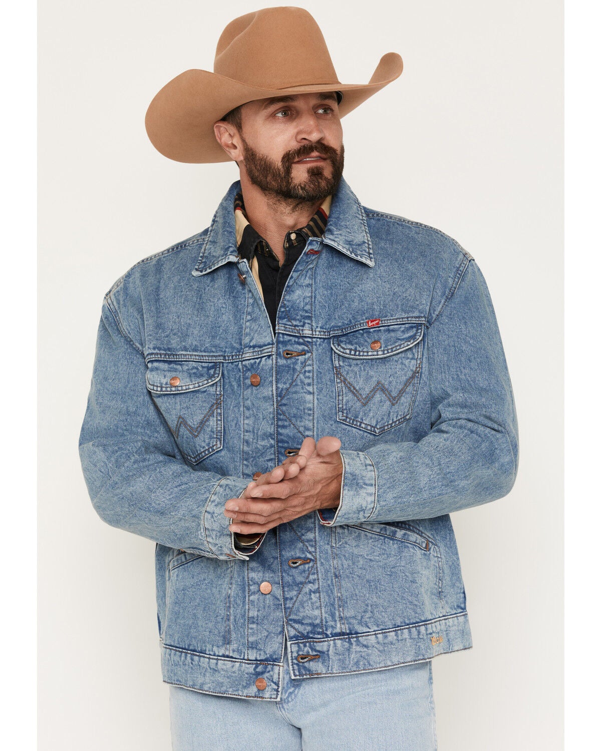 Wrangler X Coors Banquet Men's Embroidery Denim Jacket, Medium Wash, hi-res