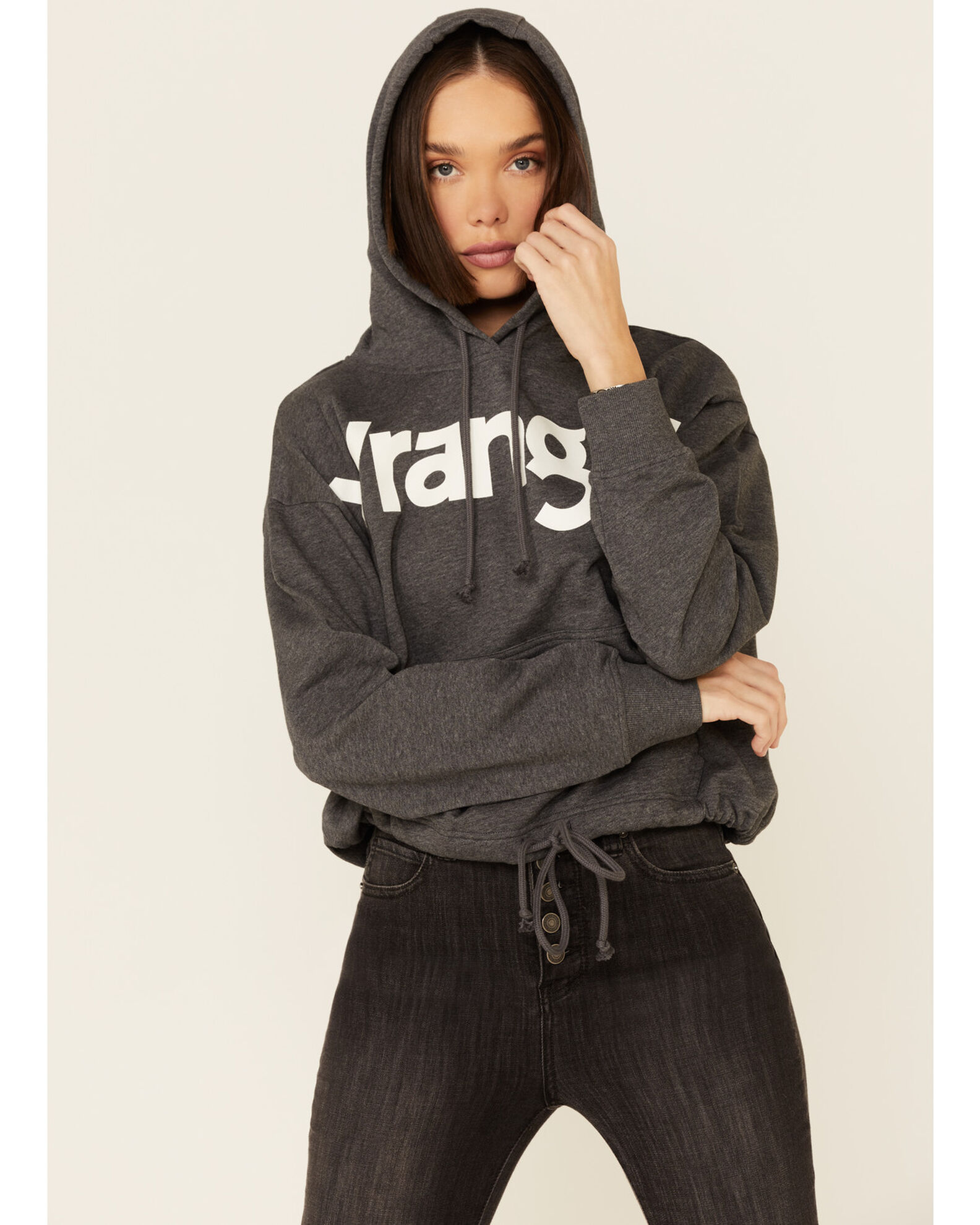 Wrangler Women s Charcoal Logo Graphic Cinch Waist Crop Hoodie Sheplers