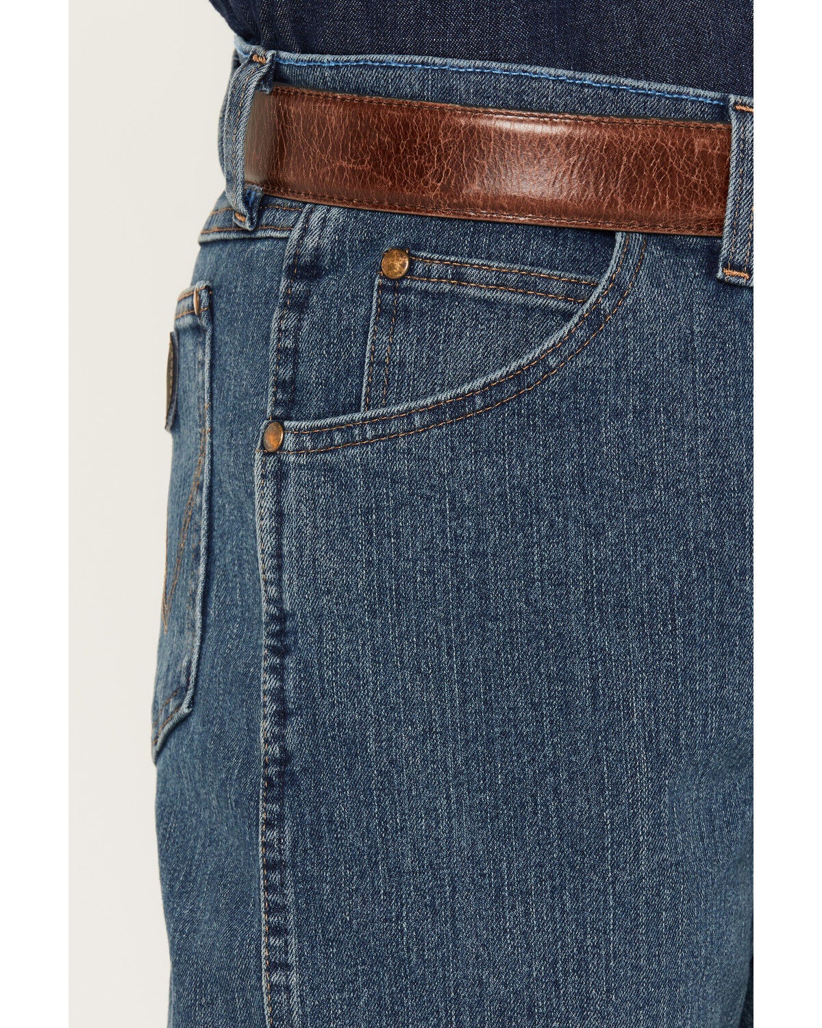 Image #2 - Wrangler Men's Premium Performance Cool Vantage Regular Fit Cowboy Cut Jeans, Indigo, hi-res
