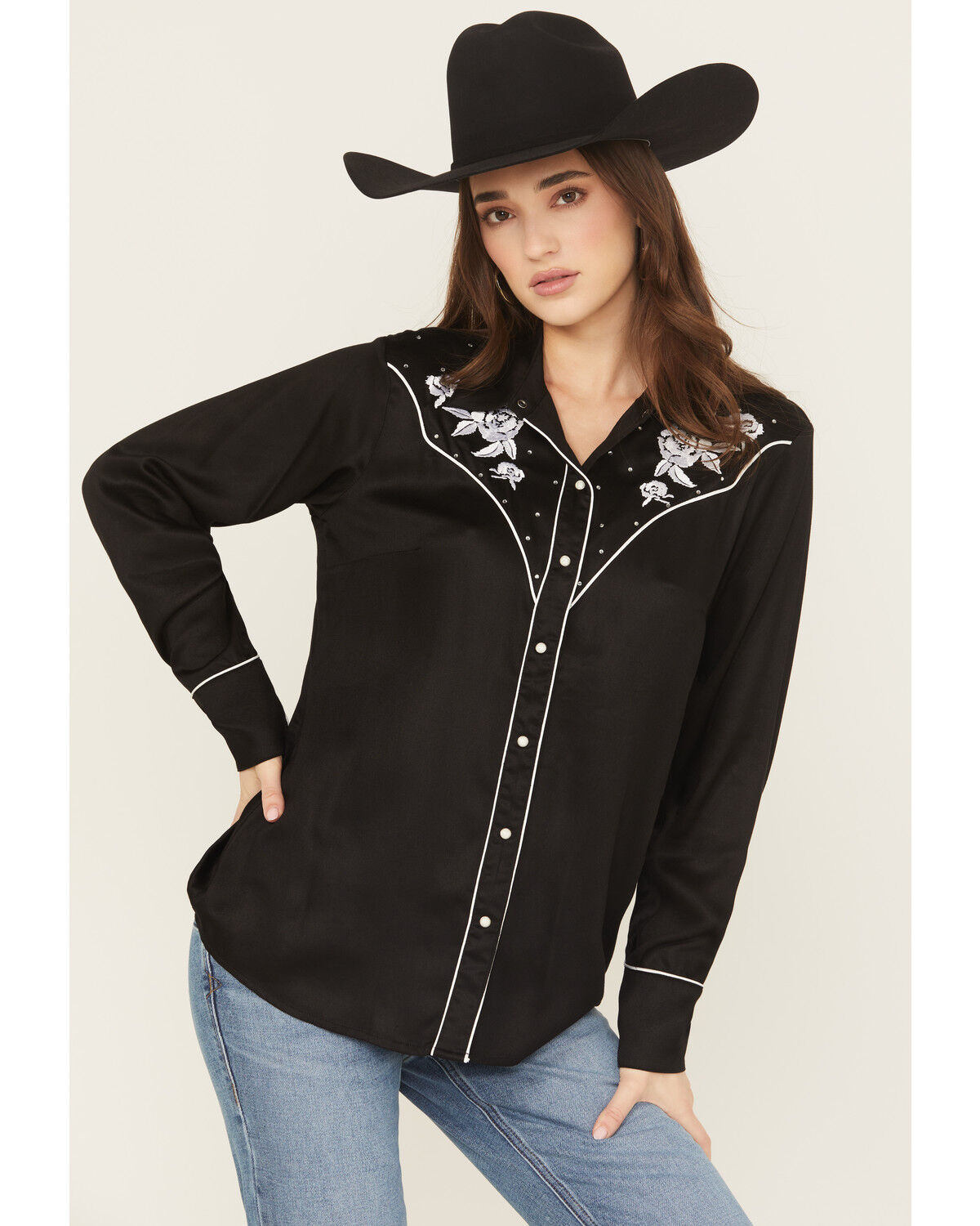Image #1 - Ariat Women's Viva Rodeo Embroidered Long Sleeve Snap Western Shirt, Black, hi-res