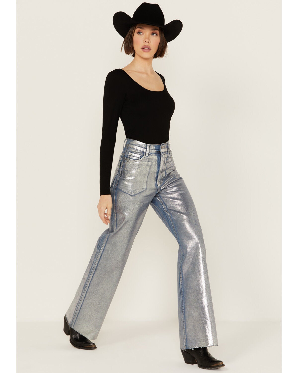 Vibrant Denim Women's Medium Wash Metallic Wide Leg Denim Jeans, Medium Wash, hi-res