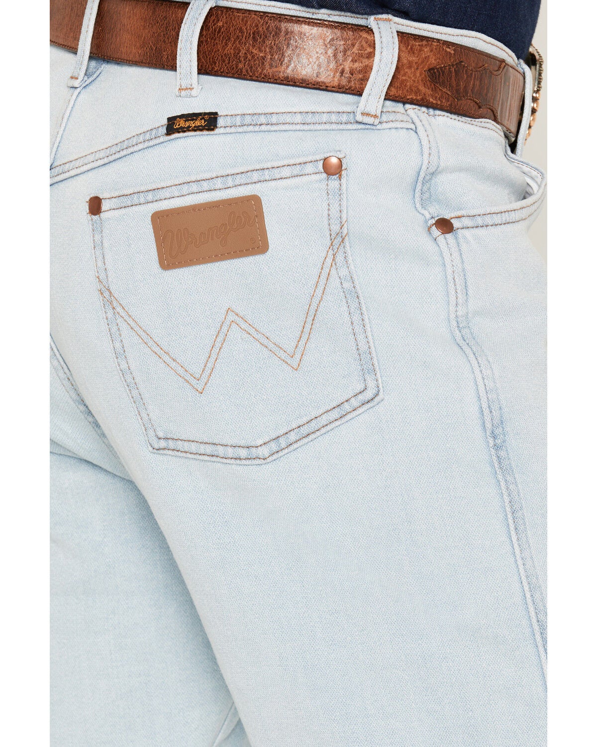 Image #4 - Wrangler Men's 13MWZ Toughlite Light Wash Cowboy Cut Straight Stretch Denim Jeans, Light Wash, hi-res