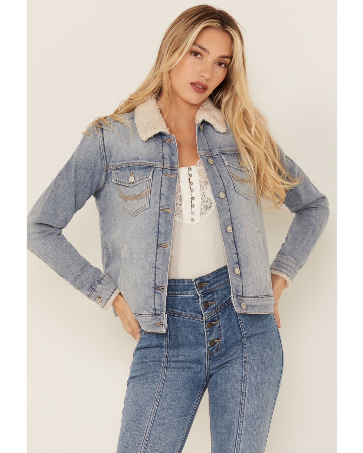 Image #1 - Idyllwind Women's Edgewood Sherpa Lined Denim Jacket, Light Wash, hi-res