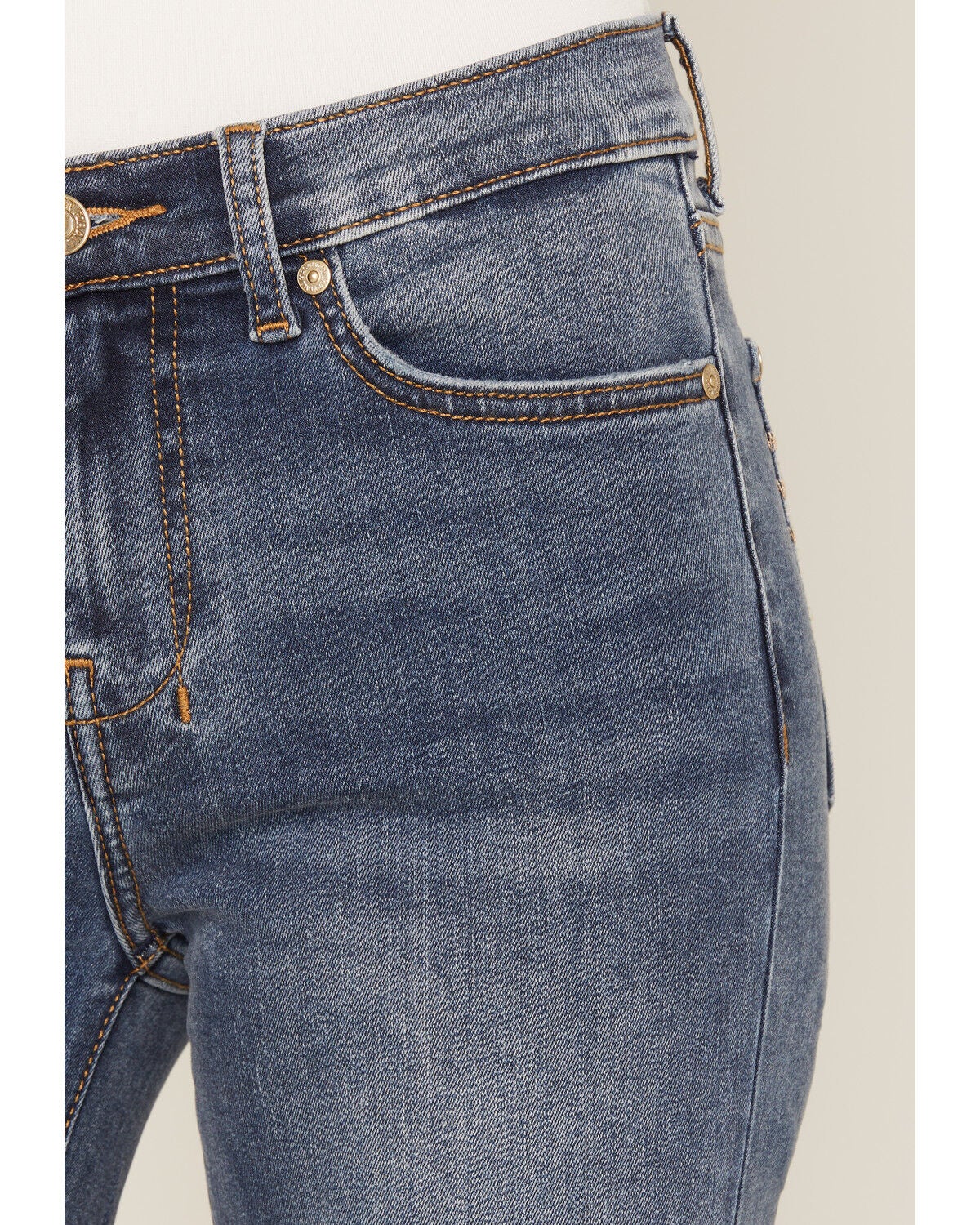 Image #4 - 7 For All Mankind Women's Gale Medium Wash Mid Rise Metallic Pocket 34" Bootcut Stretch Denim Jeans, Medium Wash, hi-res