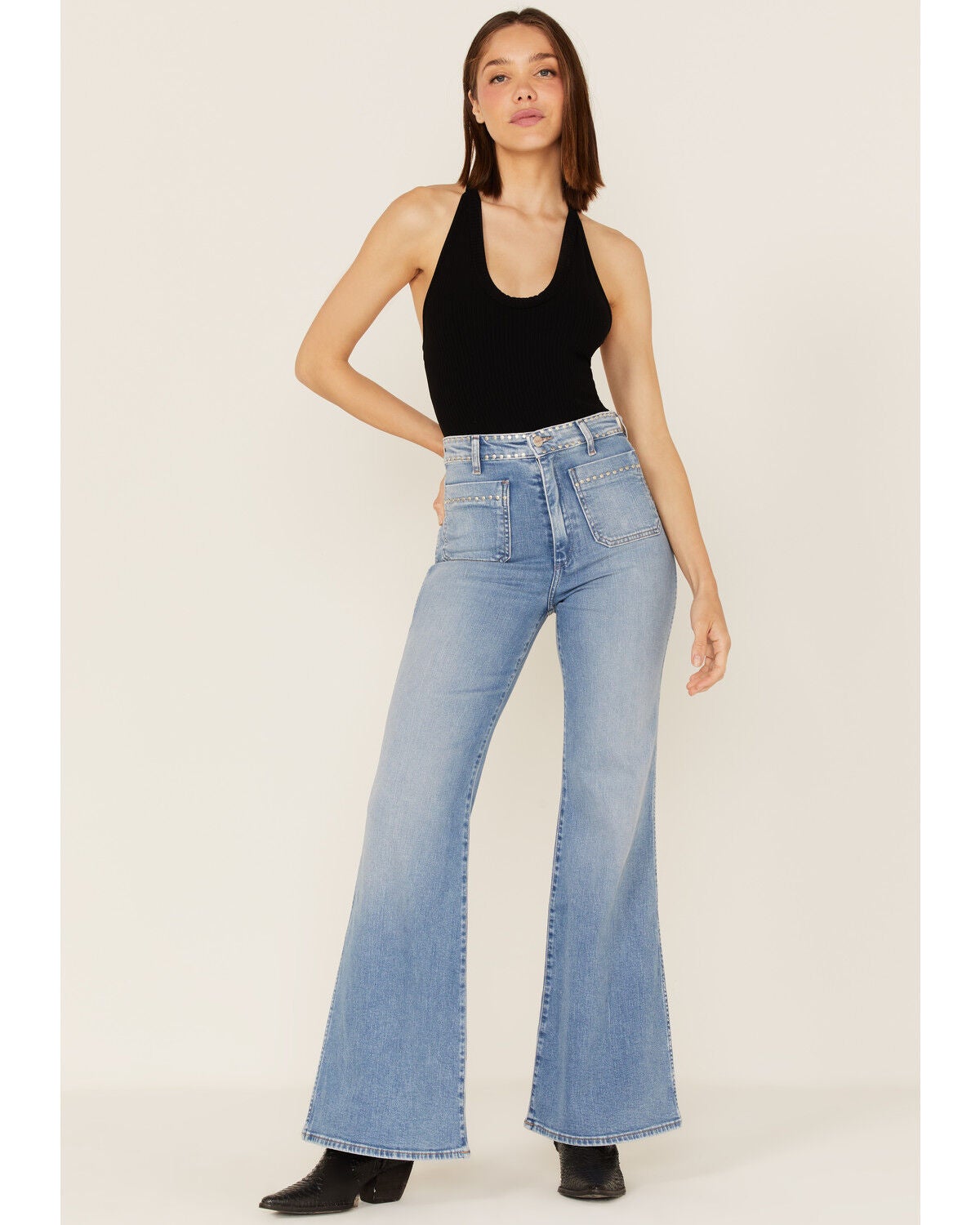 Women's Wrangler Flare Jeans - Sheplers