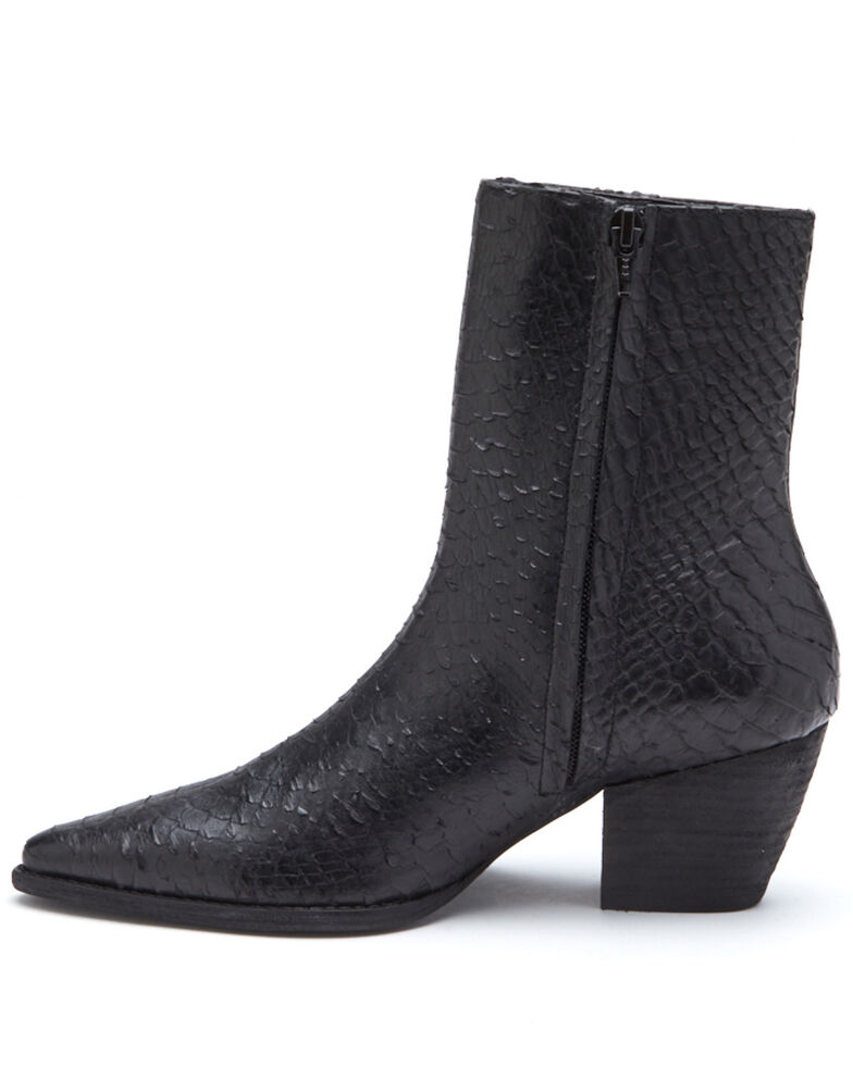 caty booties by matisse