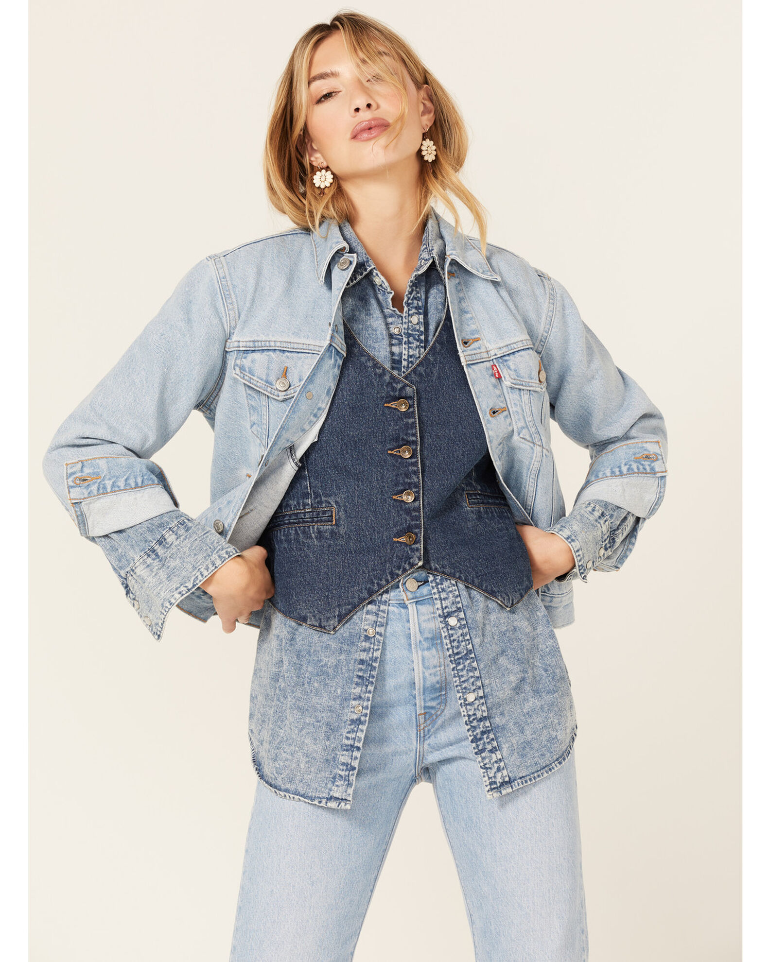 Levi s Women s Medium Wash Ex Boyfriend Denim Trucker Jacket Sheplers