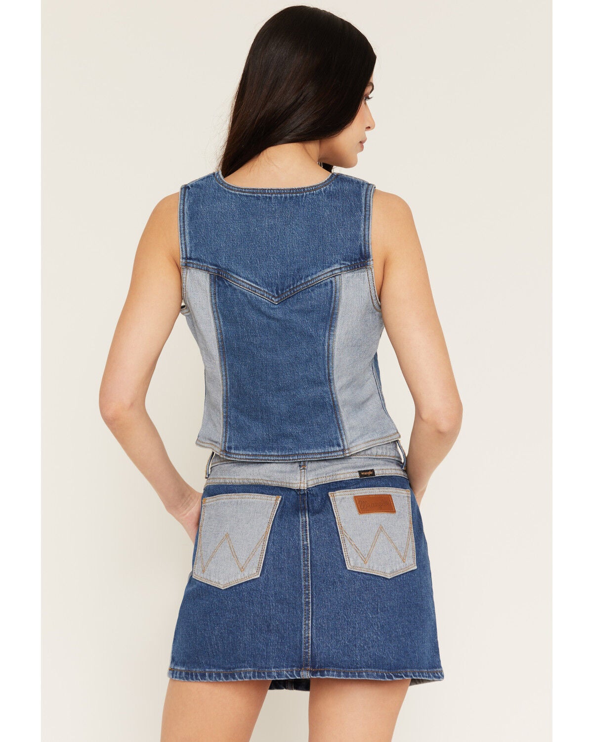 Image #4 - Wrangler Women's Two Tone Sleeveless Button-Down Denim Vest, Blue, hi-res