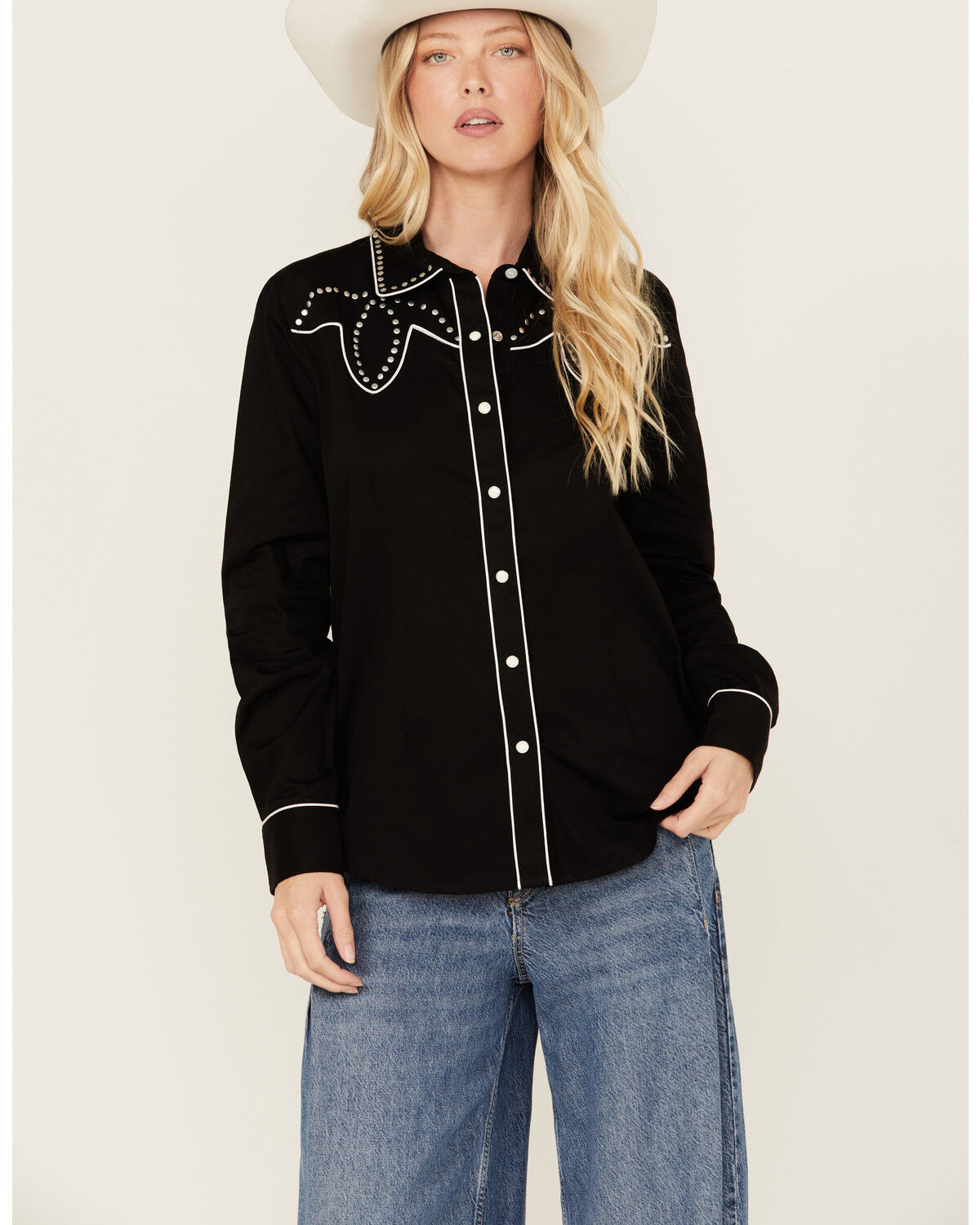 Image #1 - Panhandle Women's Retro Studded Long Sleeve Snap Western Shirt, Black, hi-res