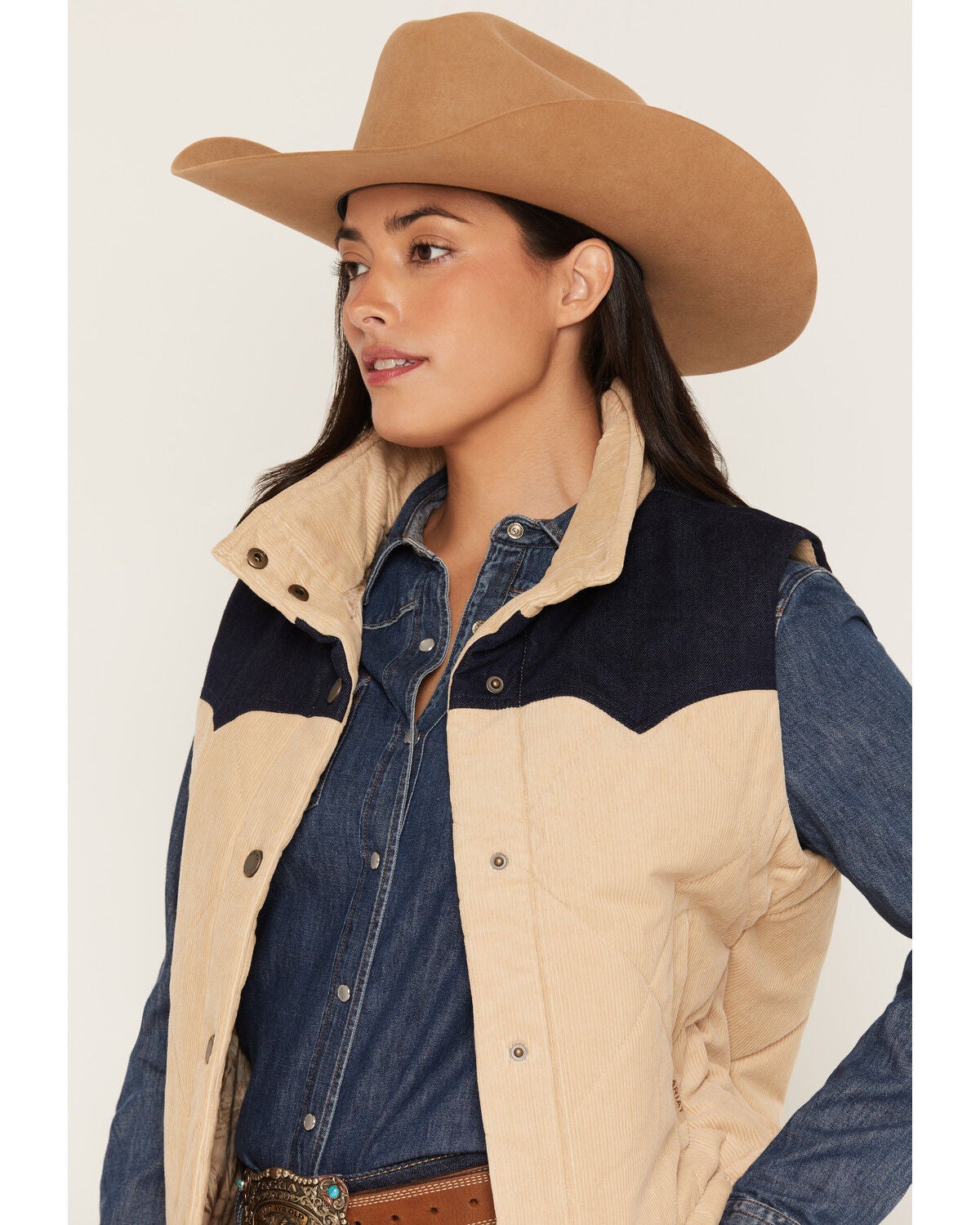 Image #2 - Ariat Women's Dalton Insulated Cropped Vest, Beige, hi-res