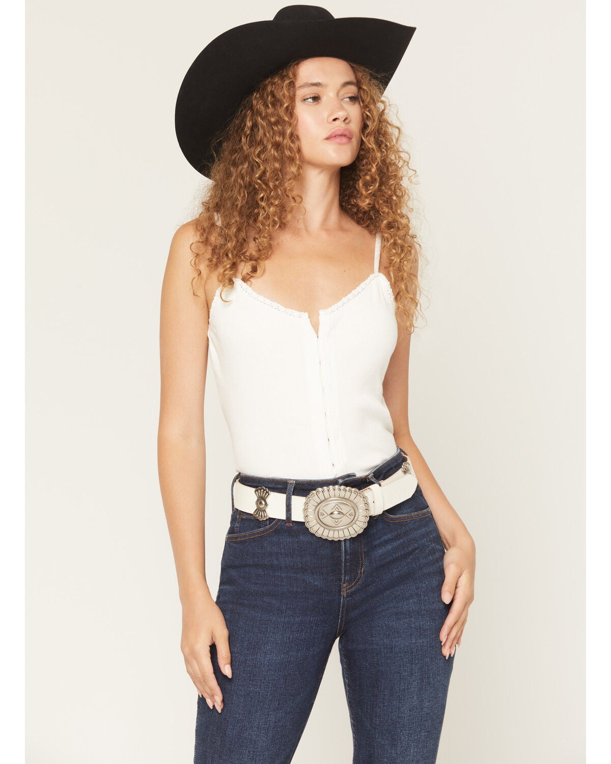 Image #1 - Idyllwind Women's Cavileer Concho Belt, Cream, hi-res