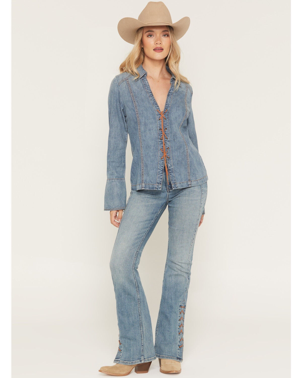 Image #2 - Idyllwind Women's Avery Medium Wash Legend High Rise Bootcut Stretch Denim Jeans, Medium Wash, hi-res