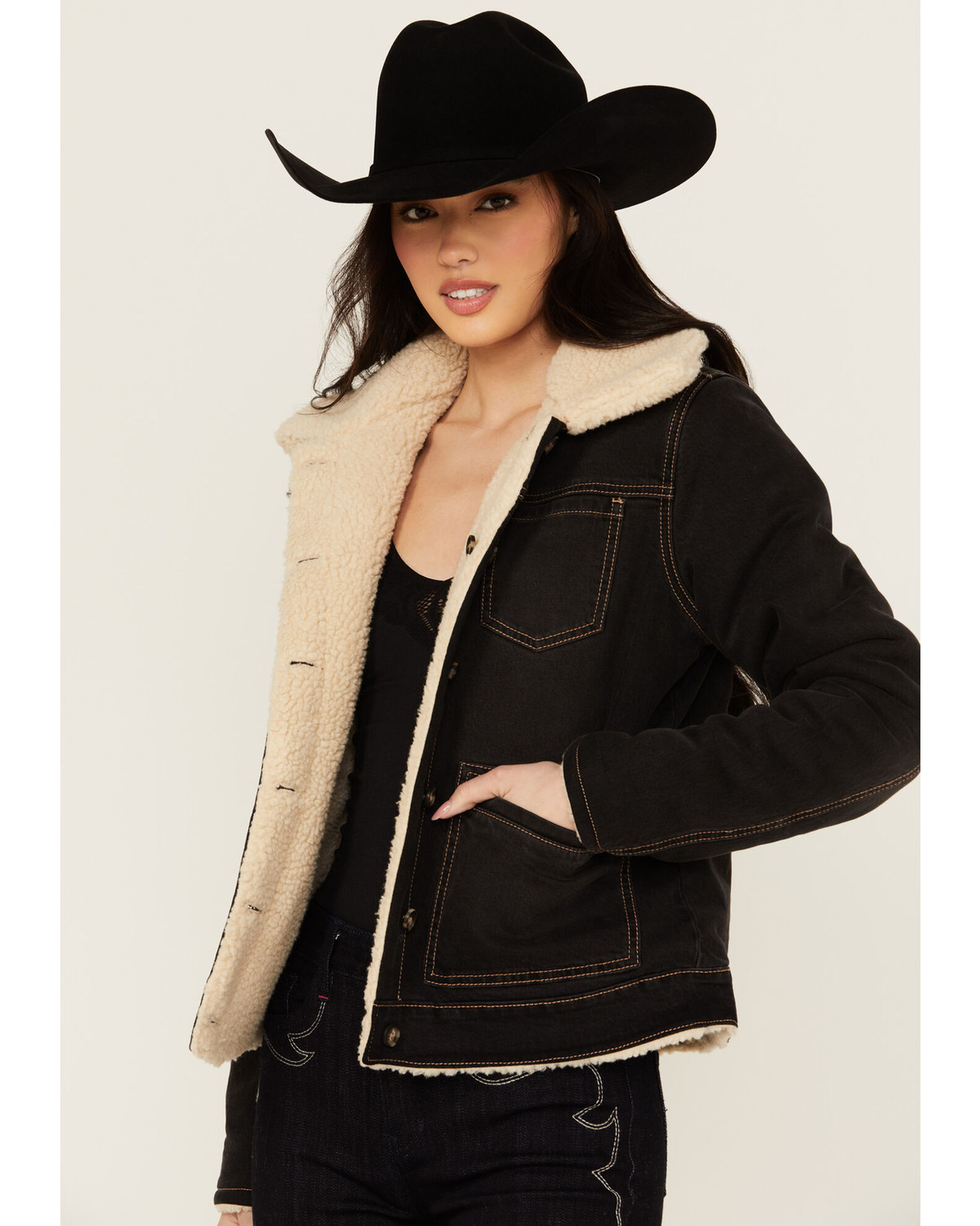 Idyllwind Women s Blackburn Reversible Denim Sherpa Jacket Sheplers