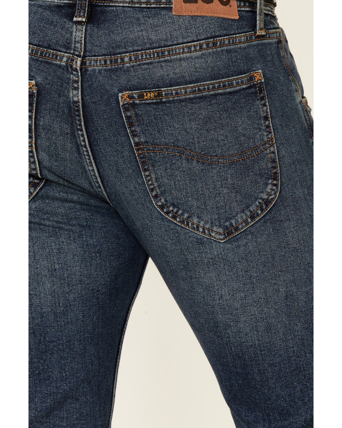 Image #3 - Lee Men's Oswald Heritage Medium Wash Stretch Regular Straight Jeans, Blue, hi-res