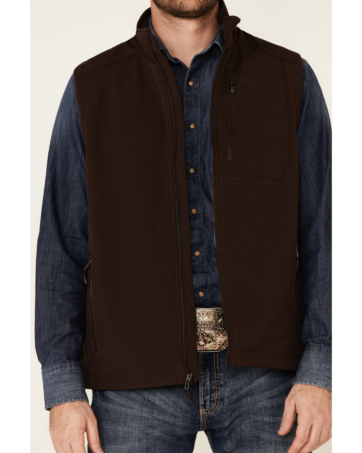 Image #2 - Ariat Men's Coffee Bean Logo 2.0 Patriot Zip-Front Softshell Vest, Brown, hi-res