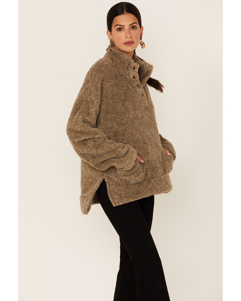 Stillwater Supply Women's Fuzzy Sherpa Pullover Sweater, Olive, hi-res