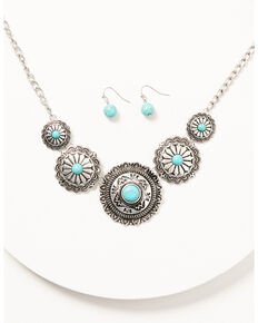 Prime Time Jewelry Women's 5 Concho Necklace and Earrings Set, Silver, hi-res