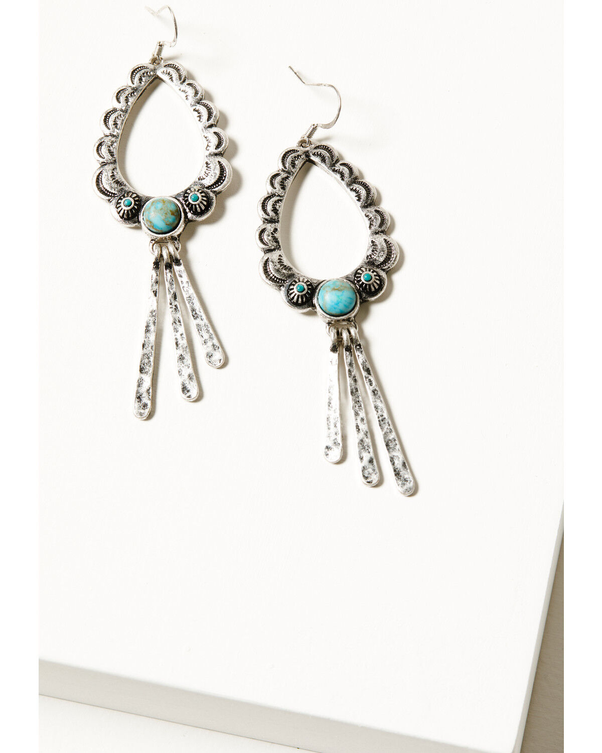Image #1 - Idyllwind Women's Bellafonte Teardrop Scalloped Earrings, Silver, hi-res