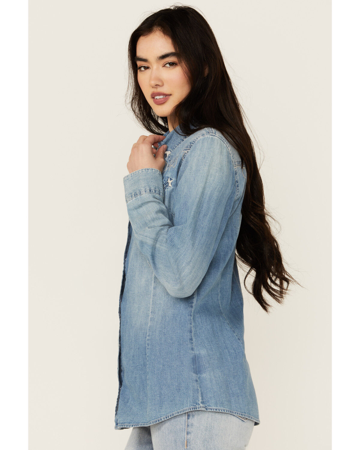 Image #2 - Wrangler Retro Women's Light Wash Embroidered Long Sleeve Pearl Snap Denim Western Shirt, Blue, hi-res