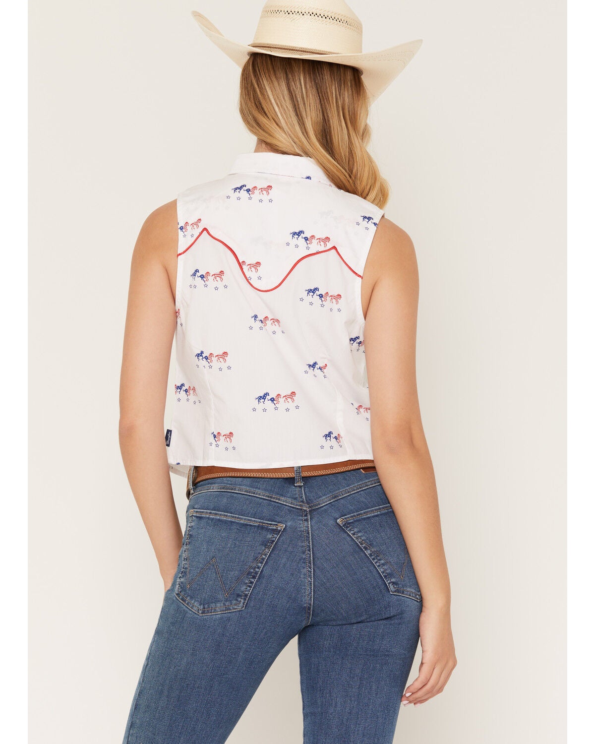 Image #4 - Wrangler Retro Women's Americana Horse Print Sleeveless Cropped Snap Western Shirt, White, hi-res