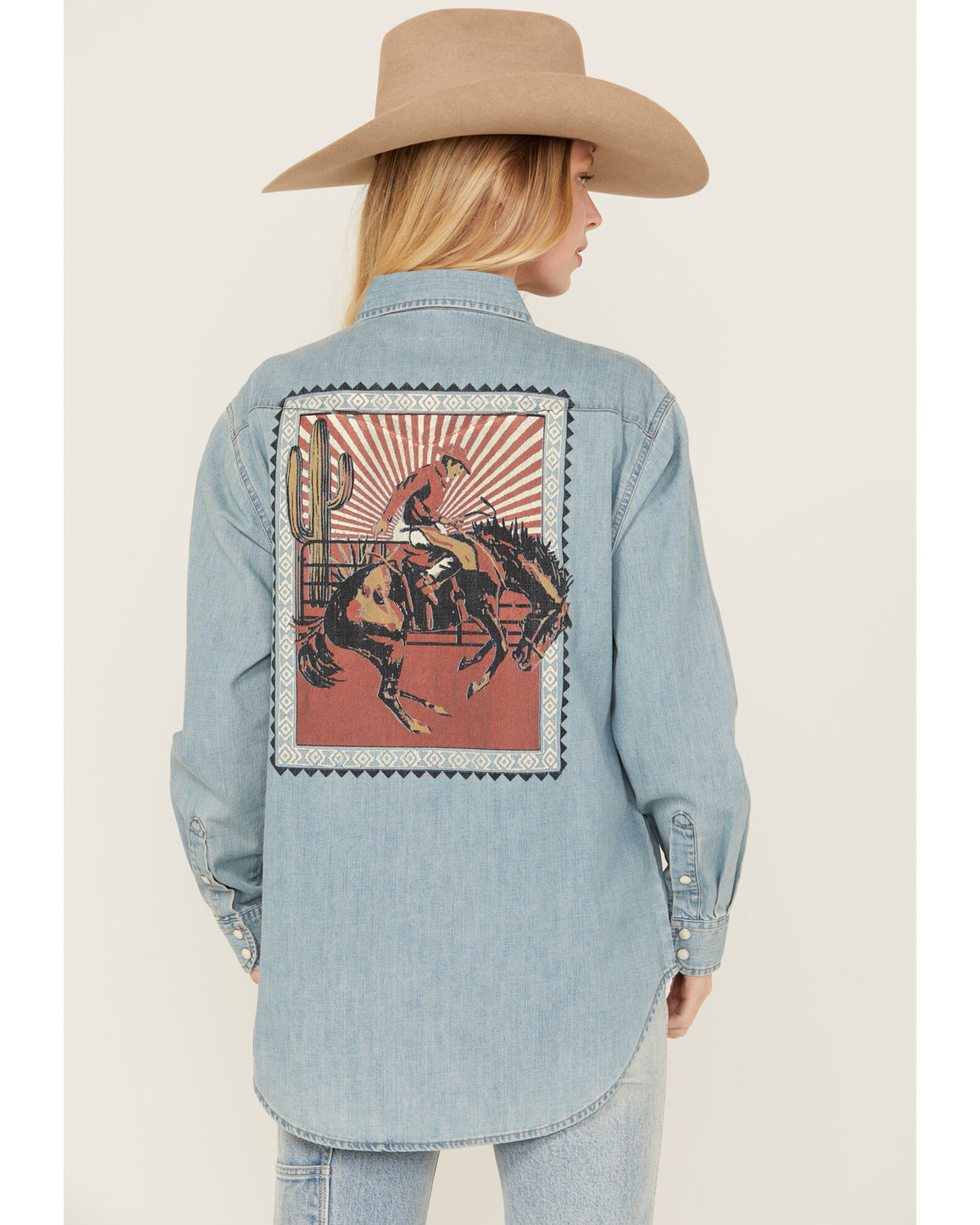 Women's wrangler pearl snap shirt cheap